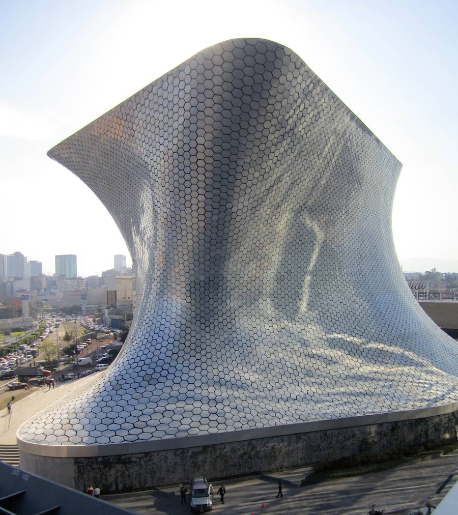 Estruturas geométricas avançadas na construção civil