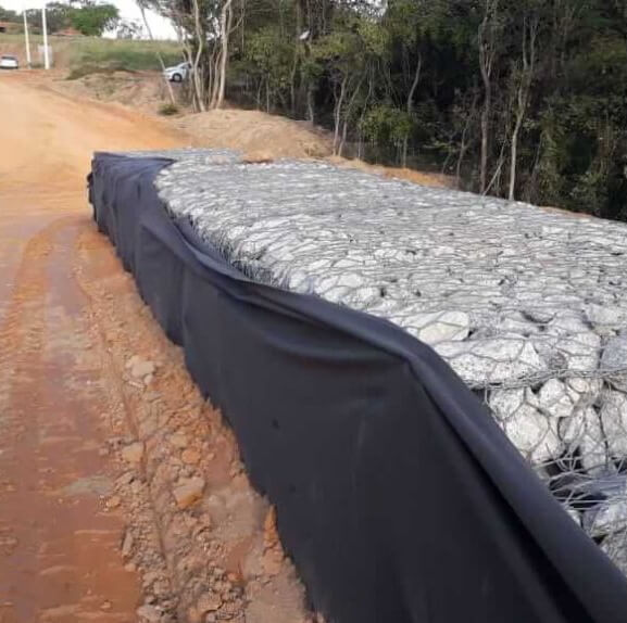 Guia Completo sobre Geotêxtil: O que é, para que serve e onde comprar as melhores mantas geotêxteis no Brasil