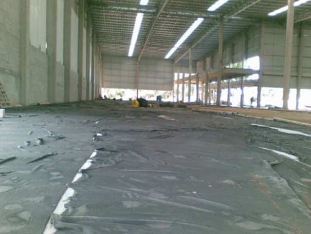 Manta para cura de concreto